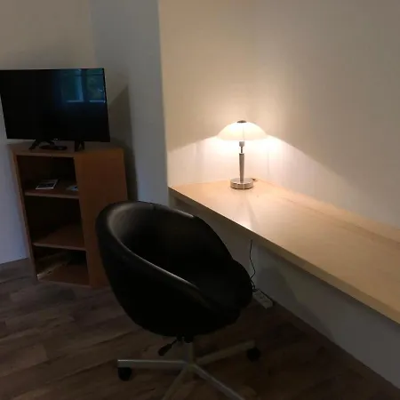アパートホテル Apartman Lesni *