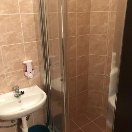 アパートホテル Apartman Lesni